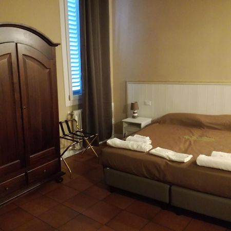 Piazza San Domenico Rooms - Bedinbolognacentro Екстер'єр фото